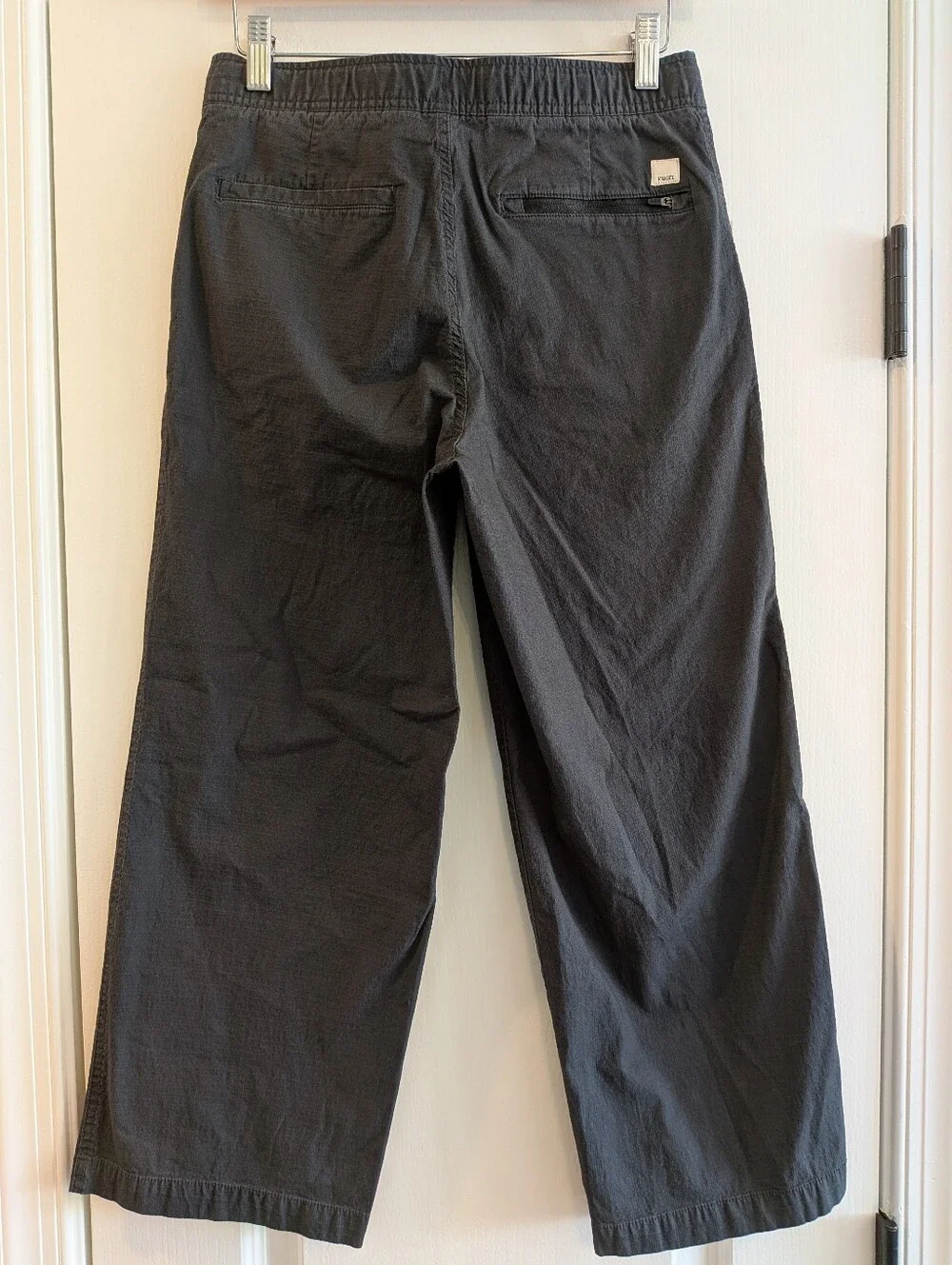 Vuori Women’s Ripstop Wide Leg Hiking Pant Dark Gray Gorpcore Outdoor Size S